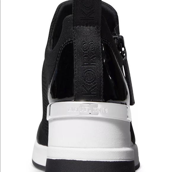 NEW MICHAEL KORKS WILLIS WEDGE TRAINER STRETCH BLACK SHOES SZ:8 - Picture 6 of 6